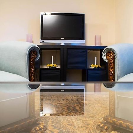 Central Cozy Bohemian Apartment Mgh Residence Бухарест Экстерьер фото